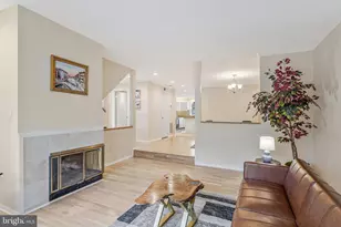 11123 Lakespray Way, Reston, VA 20191 - Photo 8