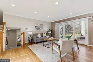 2926 Fort Lee St, Herndon, VA 20171 - Photo 6