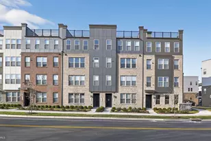 13574 Innovation Station Loop, Herndon, VA 20171 - Photo 2