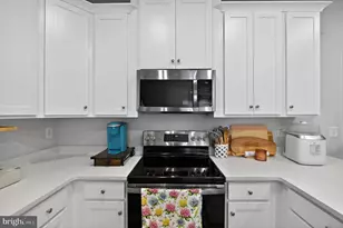 13574 Innovation Station Loop, Herndon, VA 20171 - Photo 14