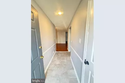 10002 Oakton Terrace Road, Oakton, VA 22124 - Photo 2