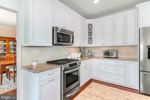 4700 Autumn Glory Way, Chantilly, VA 20151 - Photo 16