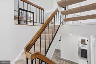 11922 Barrel Cooper Ct, Reston, VA 20191 - Photo 2