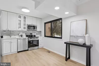 11922 Barrel Cooper Court, Reston, VA 20191 - Photo 14