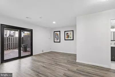 11922 Barrel Cooper Court, Reston, VA 20191 - Photo 30