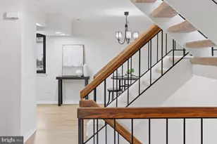 11922 Barrel Cooper Ct, Reston, VA 20191 - Photo 8