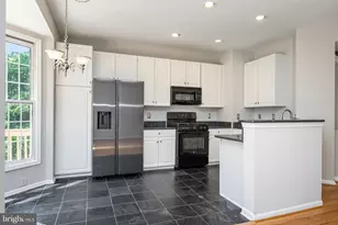 6614 Thurlton Dr, Alexandria, VA 22315 - Photo 16