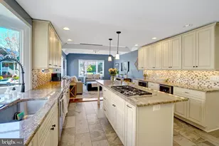 2008 Swan Terrace, Alexandria, VA 22307 - Photo 26