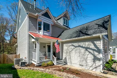 2008 Swan Terrace, Alexandria, VA 22307 - Photo 4