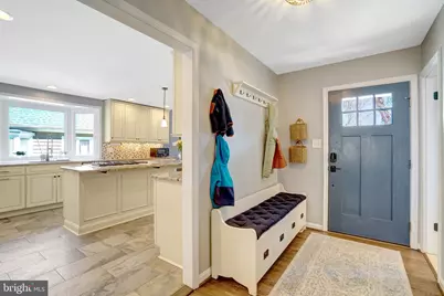 2008 Swan Terrace, Alexandria, VA 22307 - Photo 6