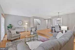 10106 Bushman Dr, Oakton, VA 22124 - Photo 14