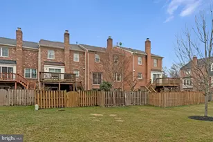 10106 Bushman Dr, Oakton, VA 22124 - Photo 32