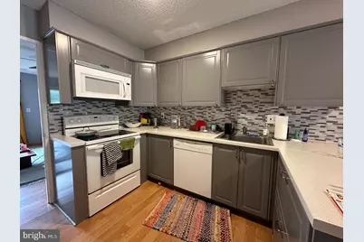 2215 Cartwright Place, Reston, VA 20191 - Photo 4