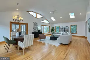 6586 Braddock Rd, Alexandria, VA 22312 - Photo 18