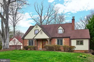 6586 Braddock Rd, Alexandria, VA 22312 - Photo 2