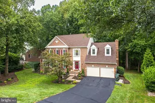11181 Longwood Grove Dr, Reston, VA 20194 - Photo 4