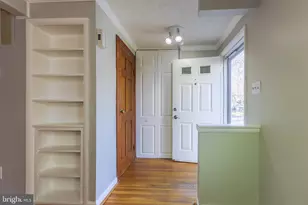 11517 Ivy Bush Ct, Reston, VA 20191 - Photo 4