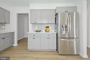 4638 Linmar Ct, Alexandria, VA 22312 - Photo 6