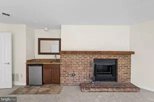 7937 Edinburgh Dr, Springfield, VA 22153 - Photo 10