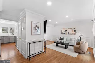 6037 Meyers Landing Ct, Burke, VA 22015 - Photo 4