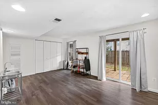 6037 Meyers Landing Ct, Burke, VA 22015 - Photo 32