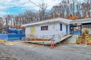 6323 Everglades Dr, Alexandria, VA 22312 - Photo 48