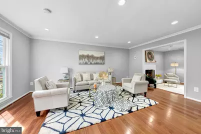 9359 Robnel Place, Vienna, VA 22182 - Photo 10