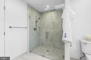 9359 Robnel Pl, Vienna, VA 22182 - Photo 24