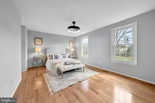 9359 Robnel Pl, Vienna, VA 22182 - Photo 20