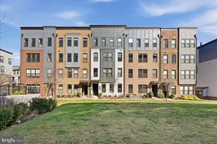 12118 Loblolly Dr, Fairfax, VA 22033 - Photo 30