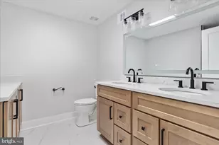 7944 Freehollow Dr, Falls Church, VA 22042 - Photo 30