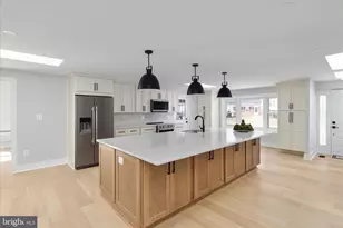 7944 Freehollow Dr, Falls Church, VA 22042 - Photo 10