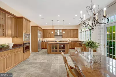 1204 Hunters Grove Court, McLean, VA 22102 - Photo 20