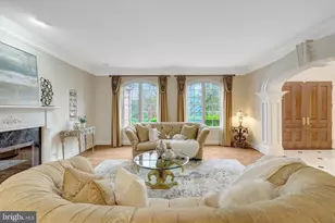 1204 Hunters Grove Ct, McLean, VA 22102 - Photo 8