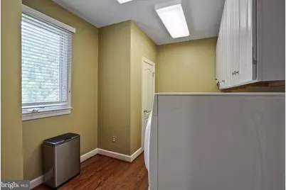 9864 Walker Glen Court, Great Falls, VA 22066 - Photo 32