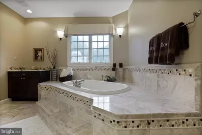 9864 Walker Glen Court, Great Falls, VA 22066 - Photo 44