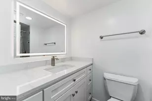 8360 Greensboro Dr, McLean, VA 22102 - Photo 14