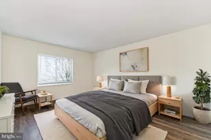 8360 Greensboro Dr, McLean, VA 22102 - Photo 6