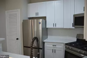 4409 Fair Stone Dr, Fairfax, VA 22033 - Photo 12