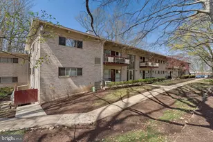 4367 Americana Dr, Annandale, VA 22003 - Photo 2