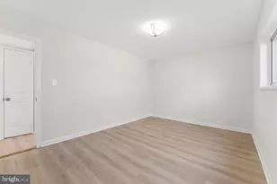 4367 Americana Dr, Annandale, VA 22003 - Photo 18