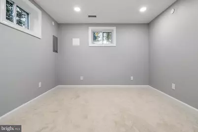 6621 Hallwood Avenue, Falls Church, VA 22046 - Photo 34