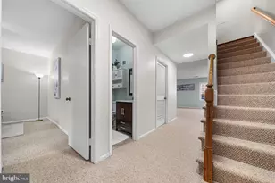 4819 Carriagepark Rd, Fairfax, VA 22032 - Photo 32