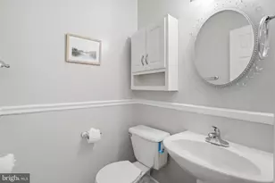 6601 Lavinus Ln, Alexandria, VA 22315 - Photo 24