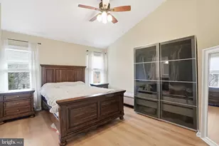 6601 Lavinus Ln, Alexandria, VA 22315 - Photo 12