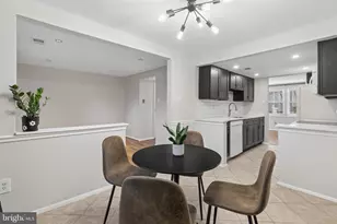 8213 Claremont Woods Dr, Alexandria, VA 22309 - Photo 10