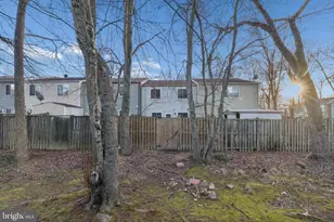 8213 Claremont Woods Dr, Alexandria, VA 22309 - Photo 30