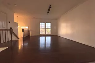 14217 Belt Buckle Ct, Centreville, VA 20121 - Photo 4