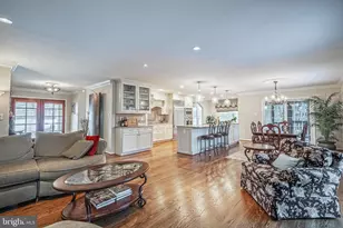6610 Weatheford Ct, McLean, VA 22101 - Photo 8