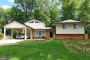 11106 Del Rio Dr, Fairfax, VA 22030 - Photo 1